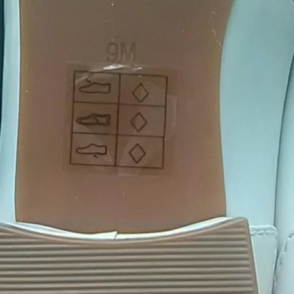 New Nine West Cream Patent Flats Loafer Slip On Shoes  Women's Size 9M - Picture 10 of 11